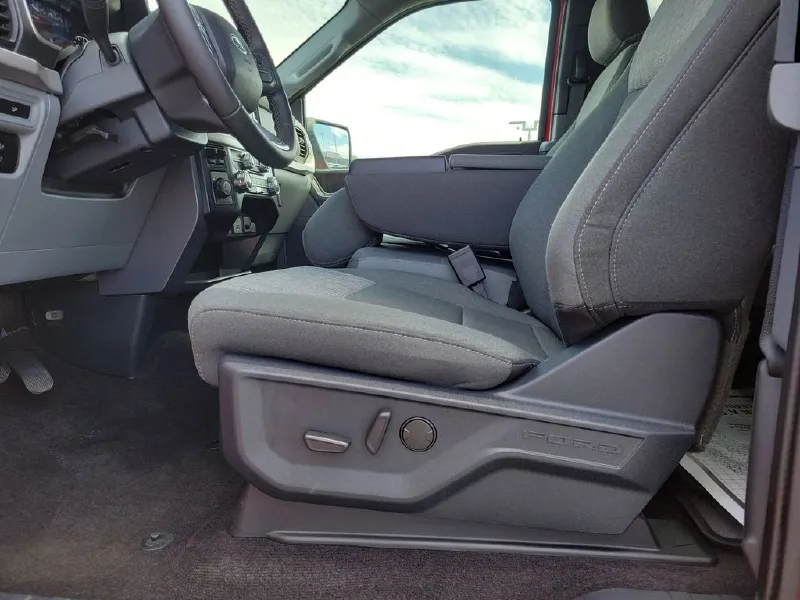 2023 FORD F150
