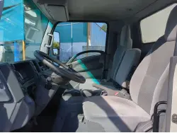 2017 ISUZU NRR