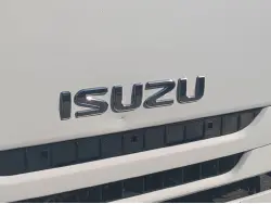 2017 ISUZU NRR