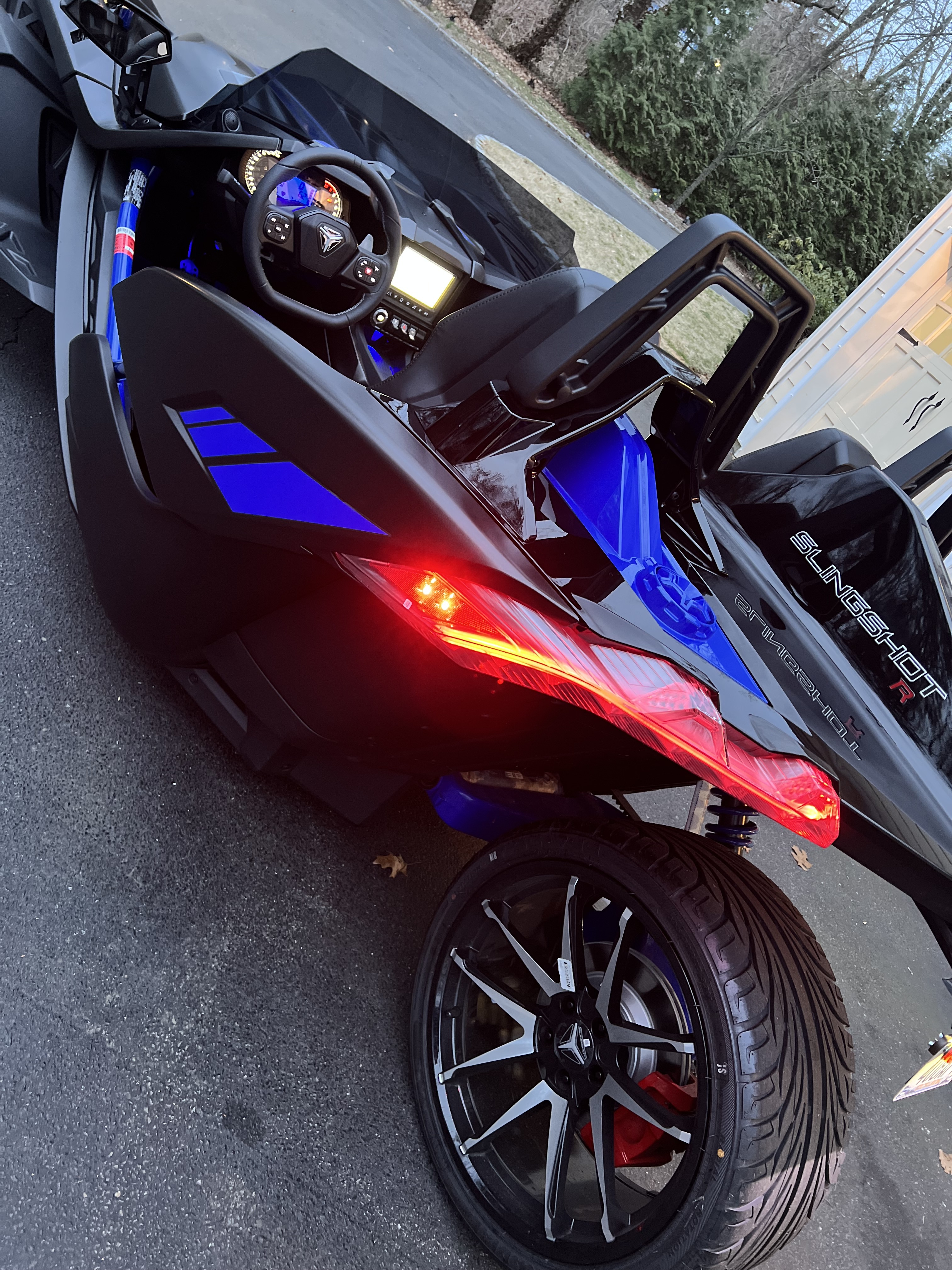 2023 Polaris SLINGSHOT R (AUTODRIVE) R (AUTODRIVE) in Roslyn, NY