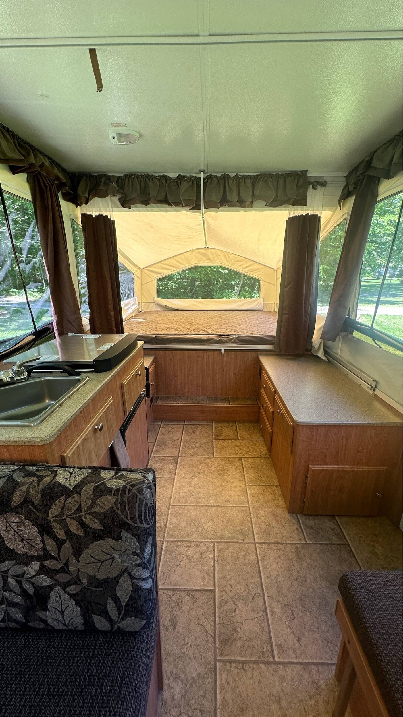 A photo of this 2011 Forest River ROCKWOOD FREEDOM 190LTD