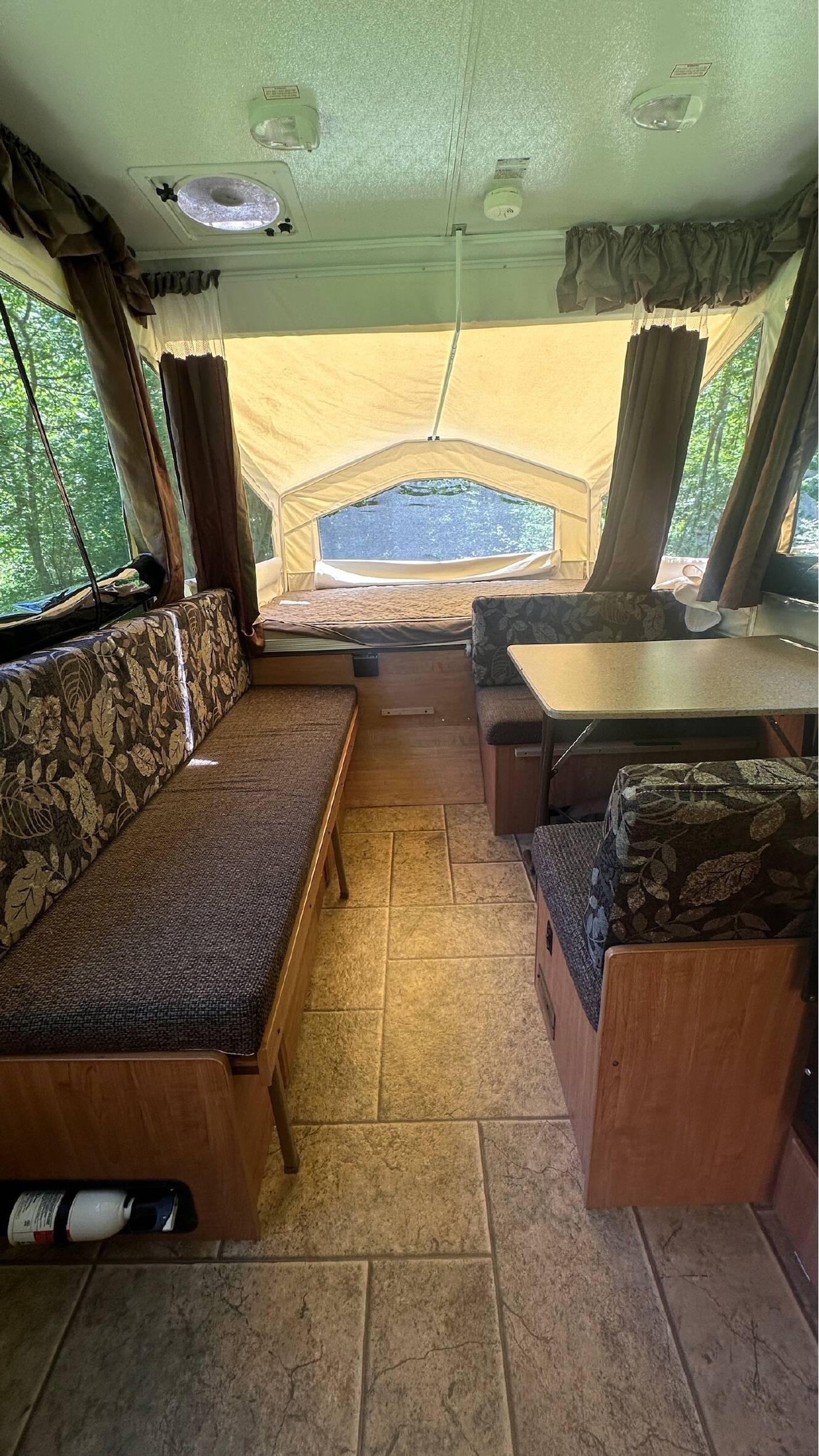 A photo of this 2011 Forest River ROCKWOOD FREEDOM 190LTD