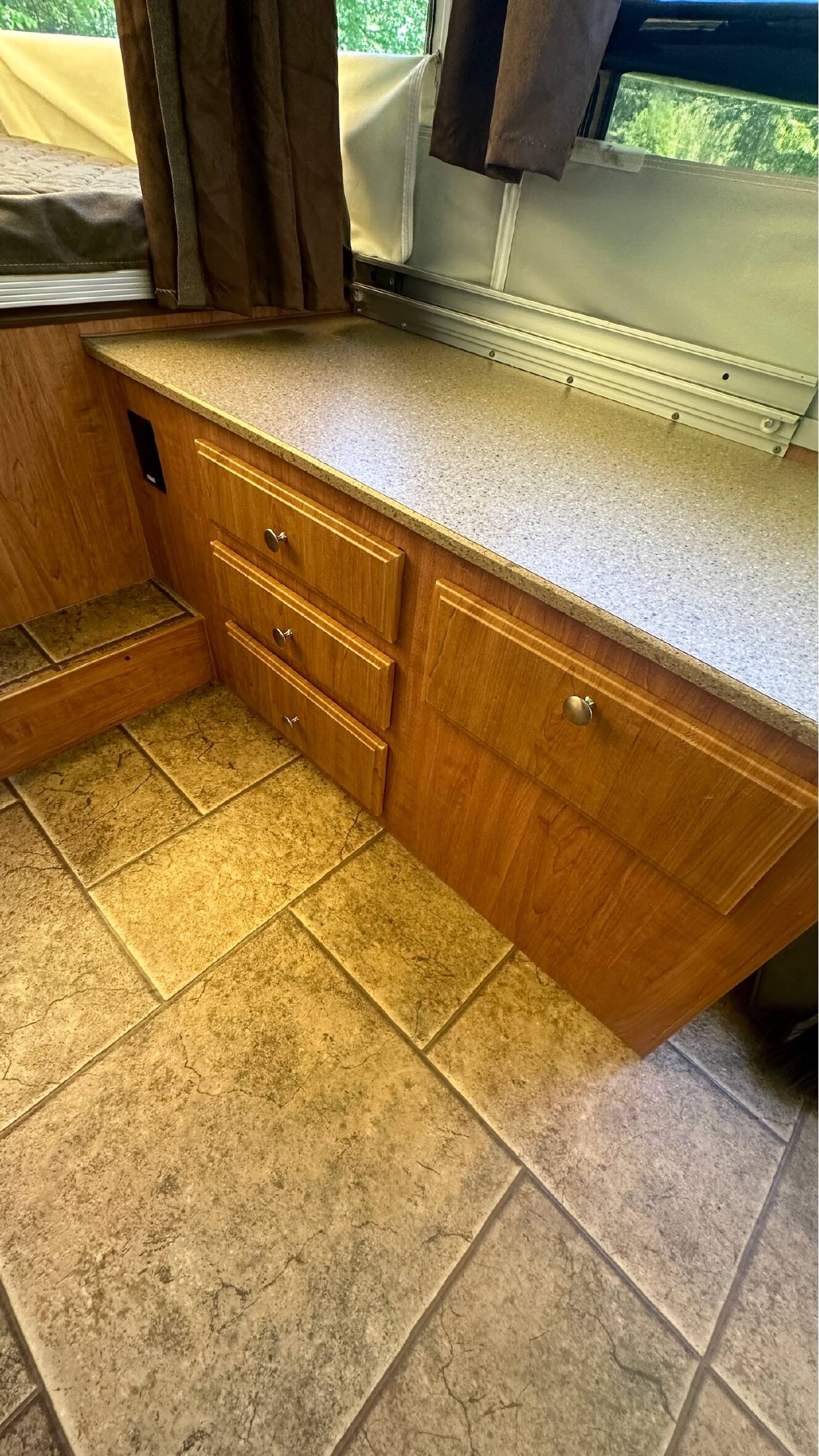A photo of this 2011 Forest River ROCKWOOD FREEDOM 190LTD