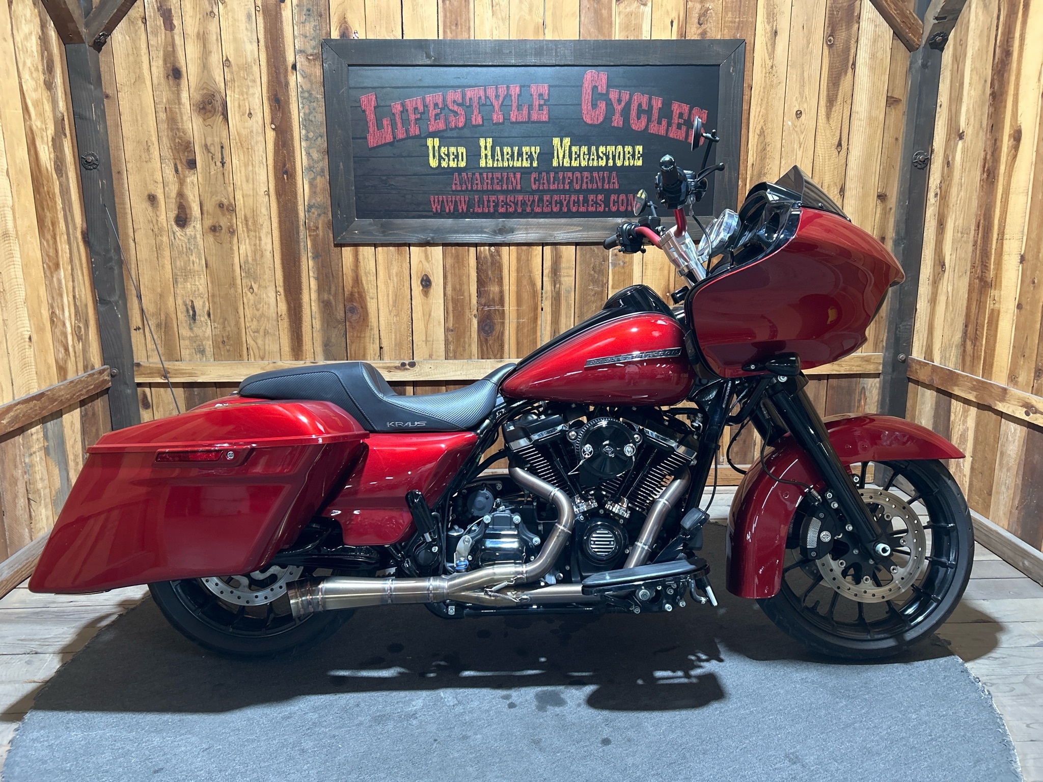 2018 Harley-Davidson Road Glide® Special SPECIAL FLTRXS in Anaheim, CA