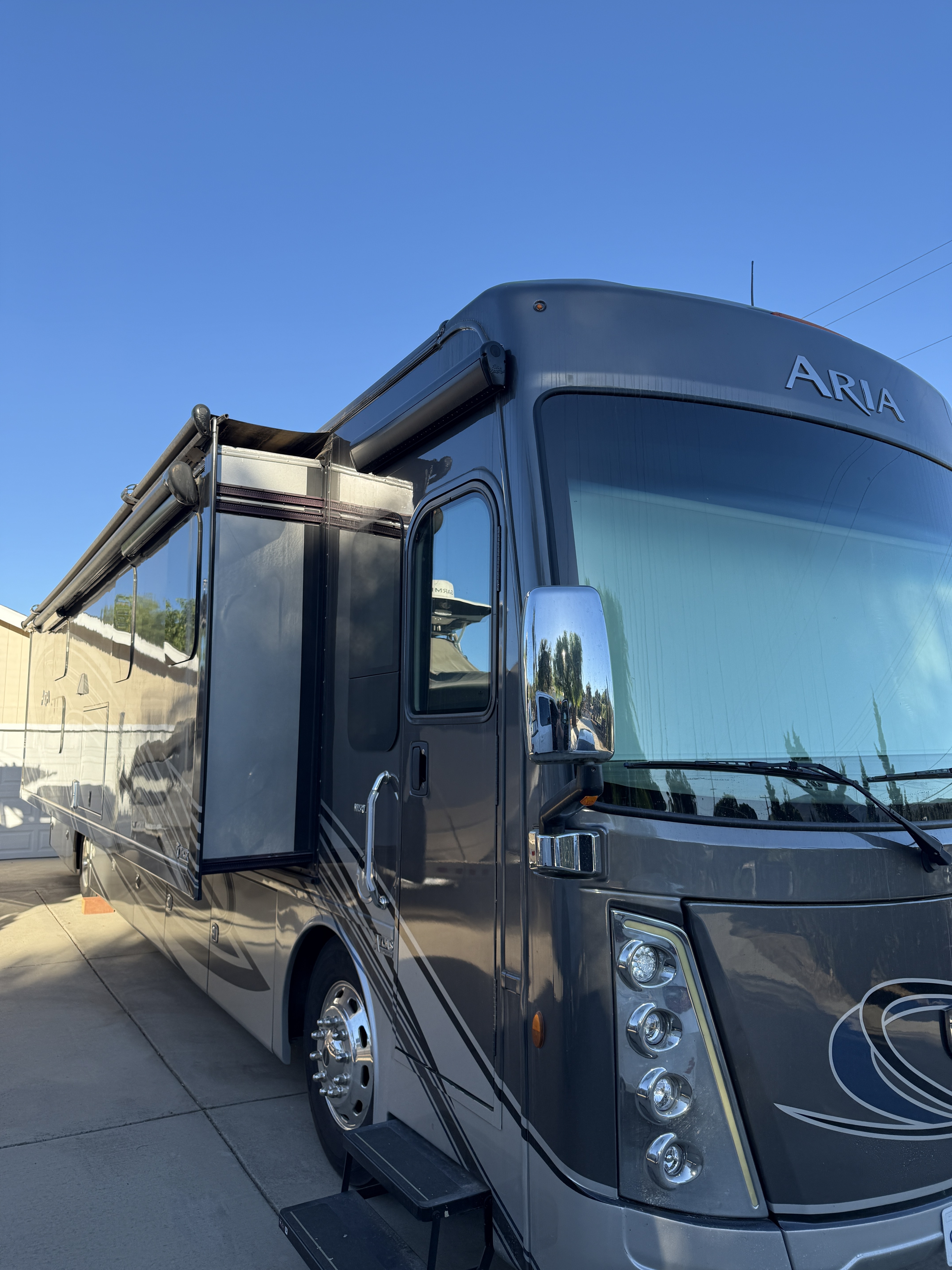 2022 Thor Motor Coach ARIA 4000 RV