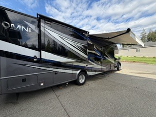 2023 Thor Motor Coach OMNI SUPER C BT36 in lake stevens WA