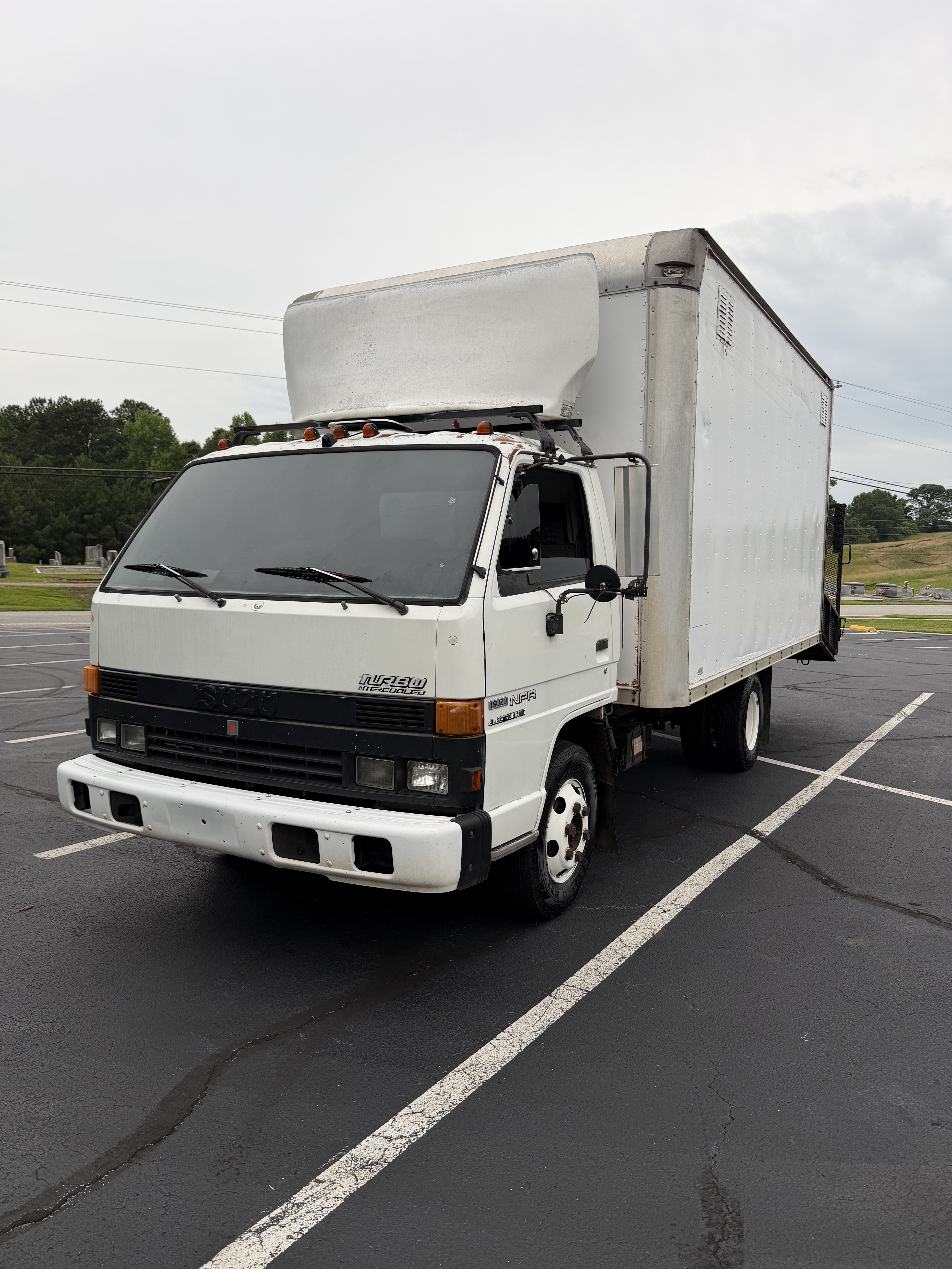1994 ISUZU Npr in Gainesville, GA