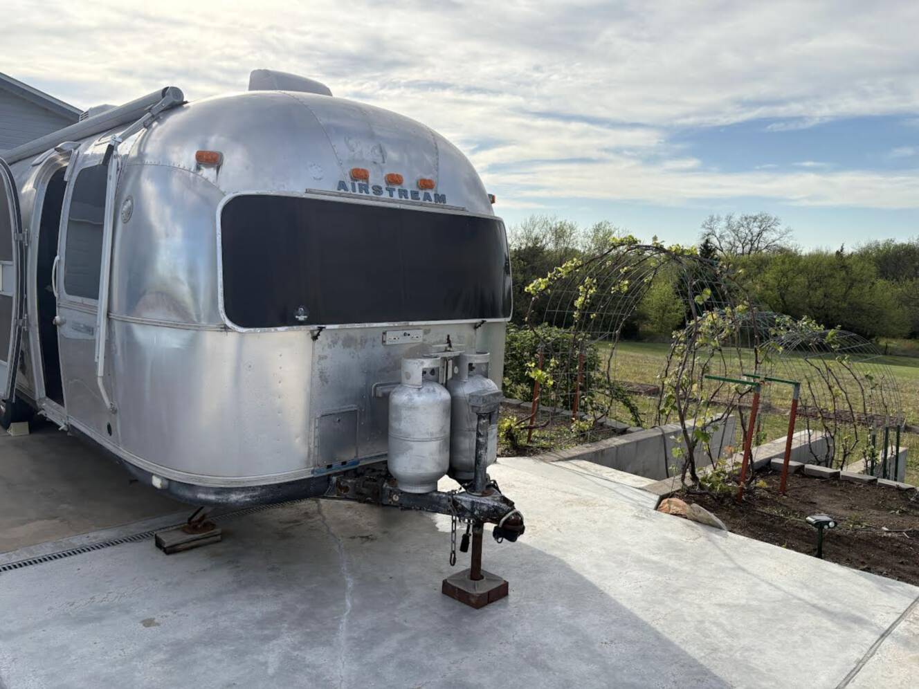 A photo of this 1979 Airstream SOVEREIGN 21
