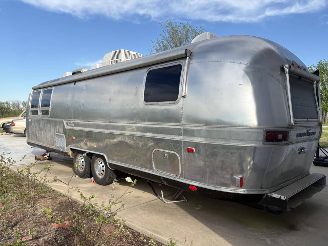 A photo of this 1979 Airstream SOVEREIGN 21