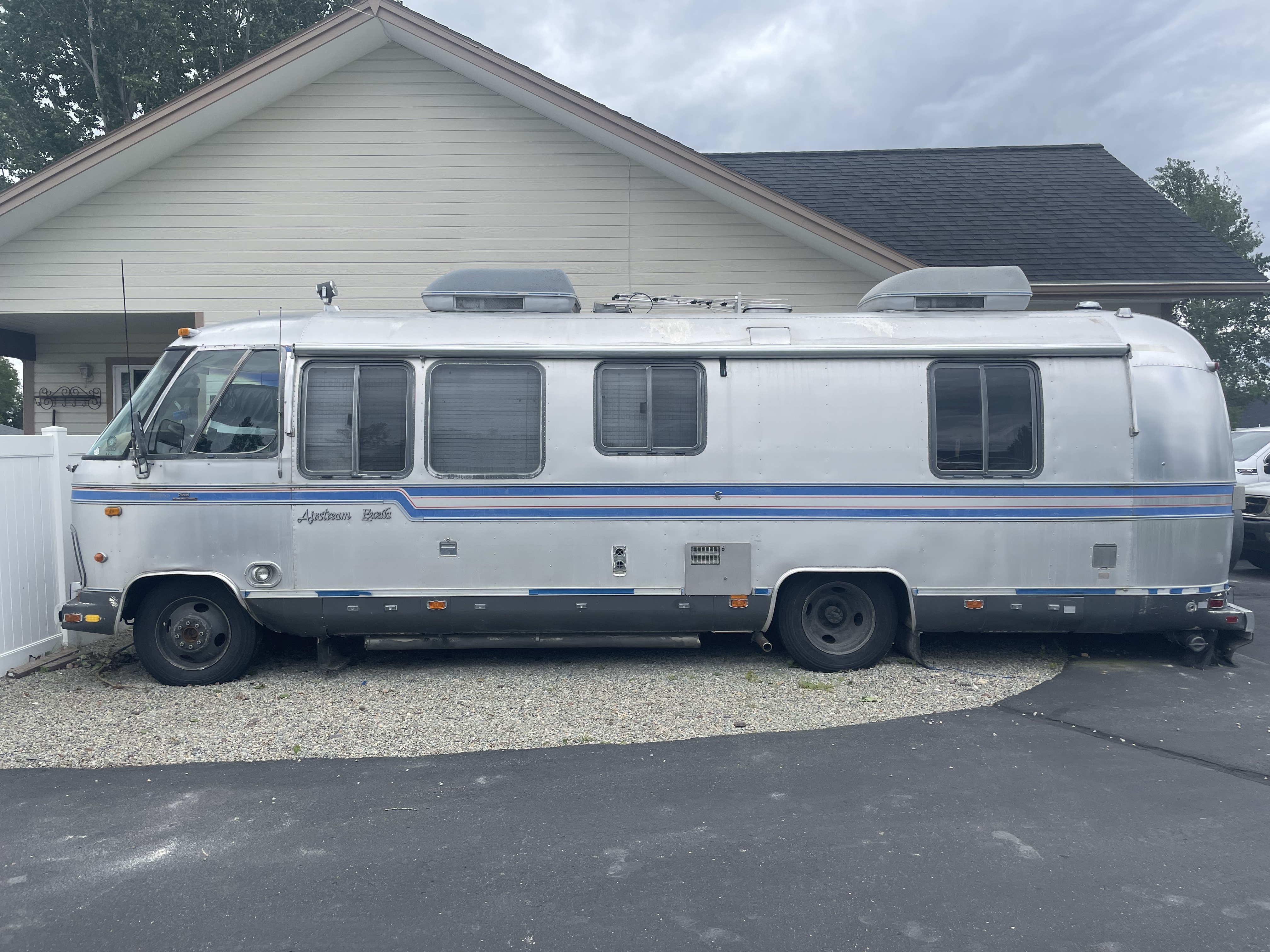 1980 Airstream EXCELLA 28 in palm coast FL