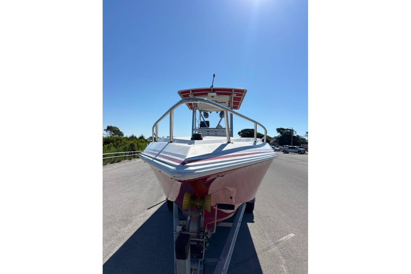 A photo of this 2000 Fountain 29 Sportfish CC
