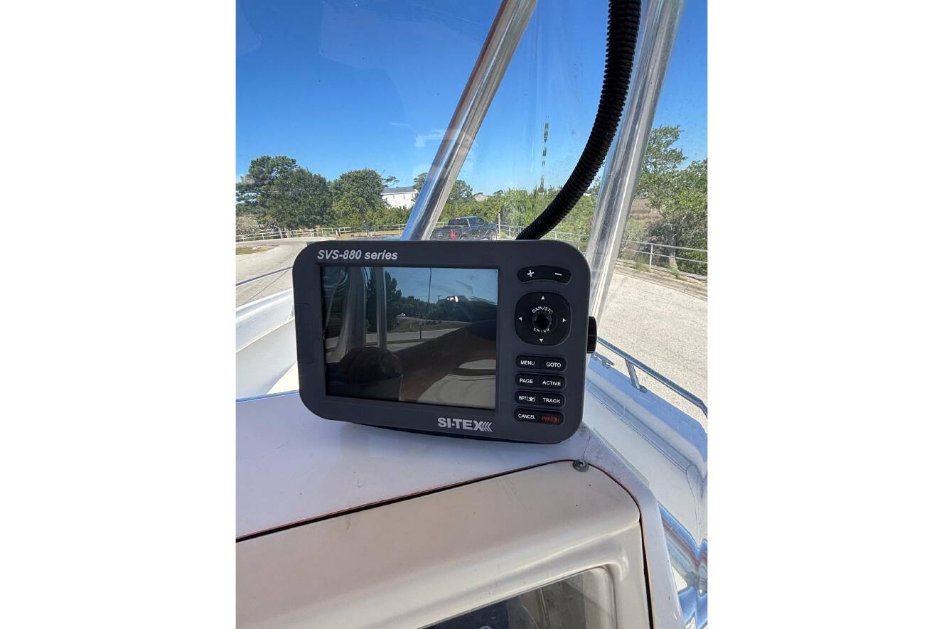 A photo of this 2000 Fountain 29 Sportfish CC