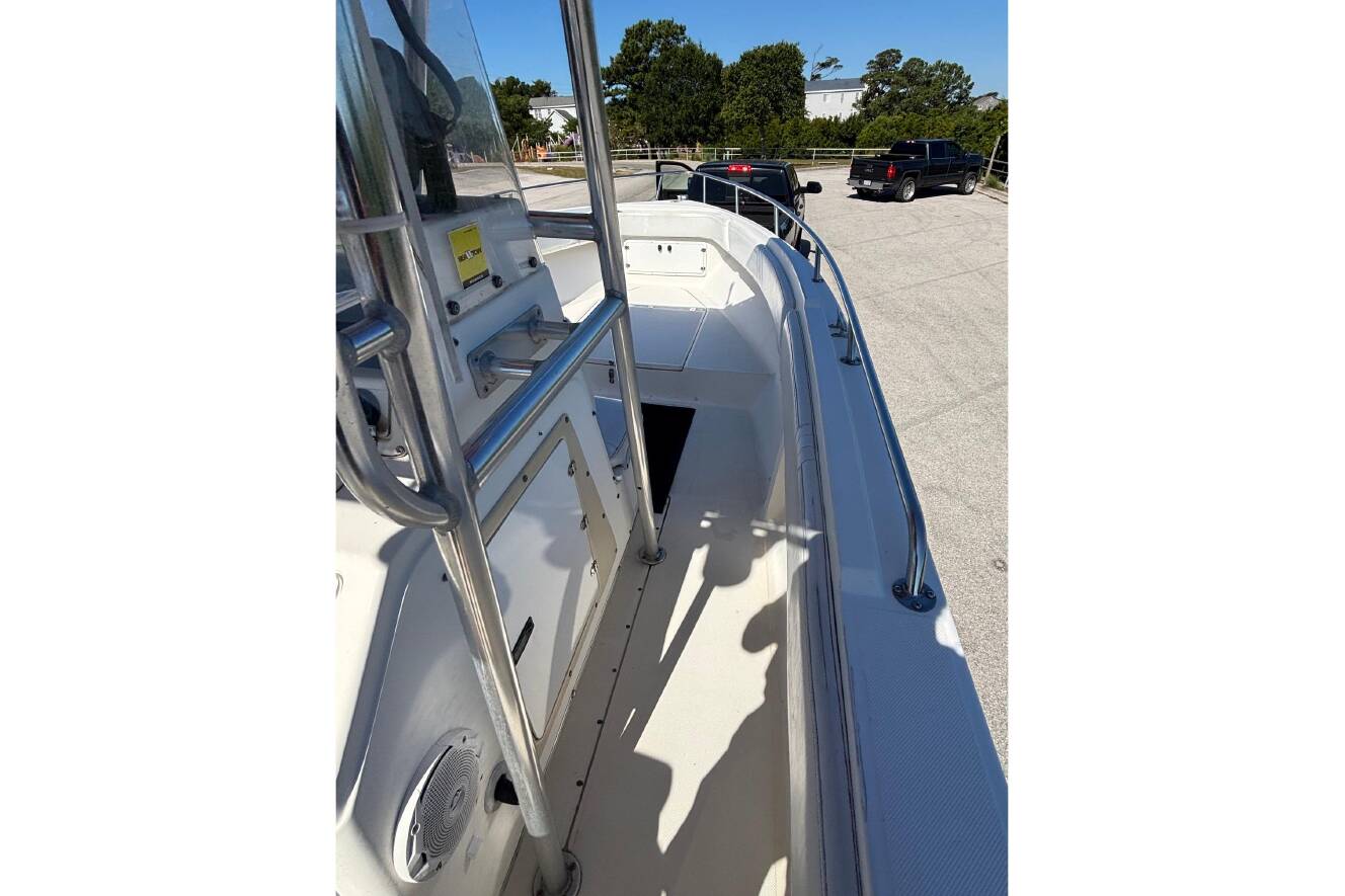 A photo of this 2000 Fountain 29 Sportfish CC
