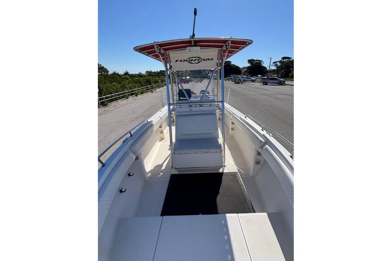 A photo of this 2000 Fountain 29 Sportfish CC