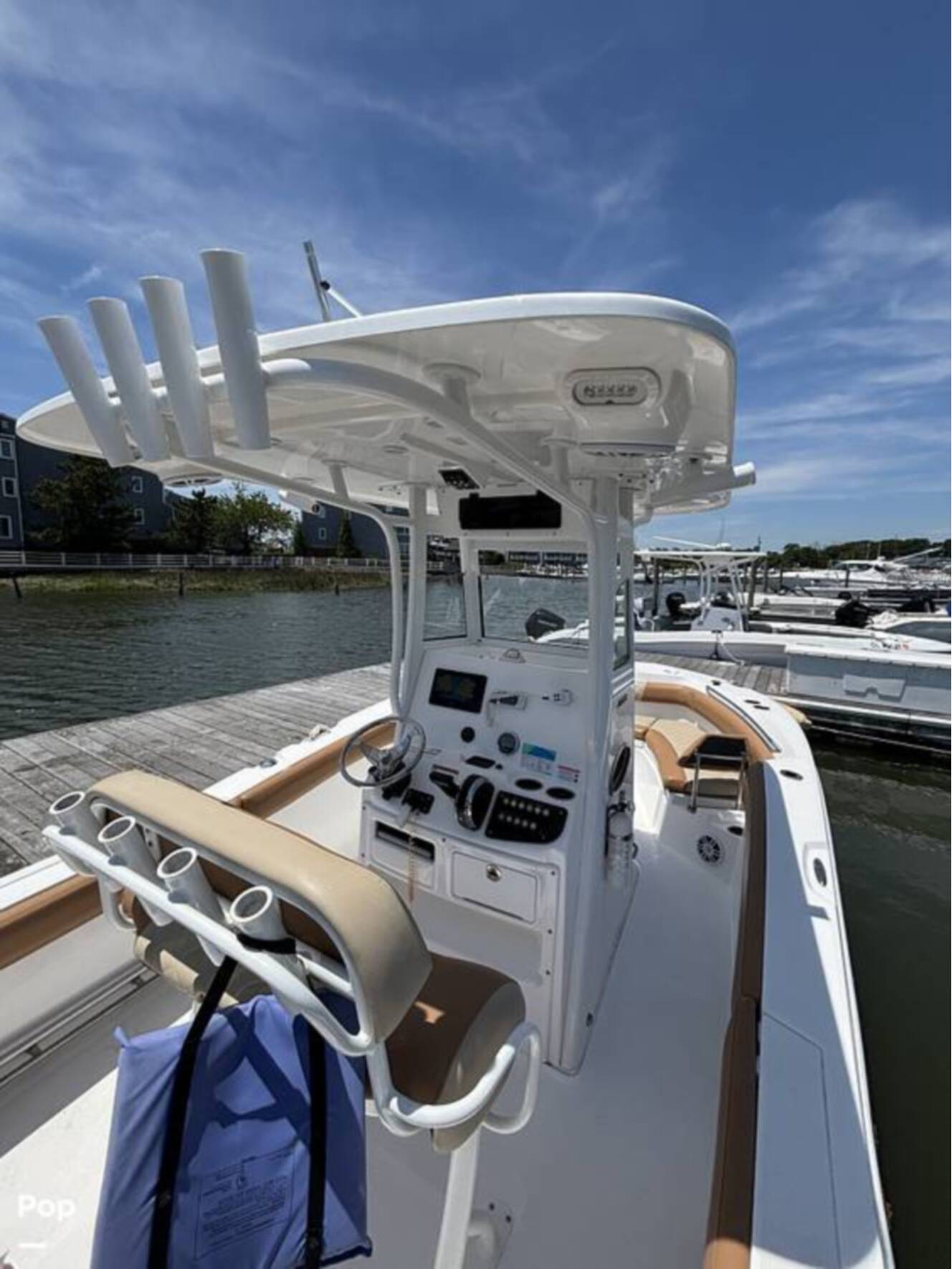 A photo of this 2025 Nauticstar 242 0SL