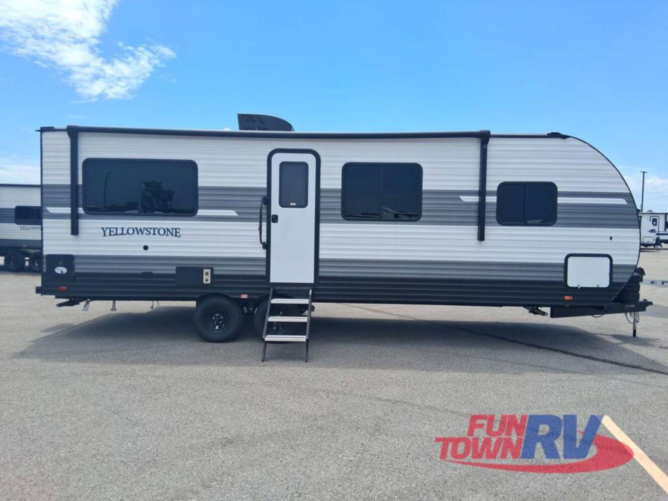 A photo of this 2026 Gulf Stream Rv Yellowstone Classic 251RE