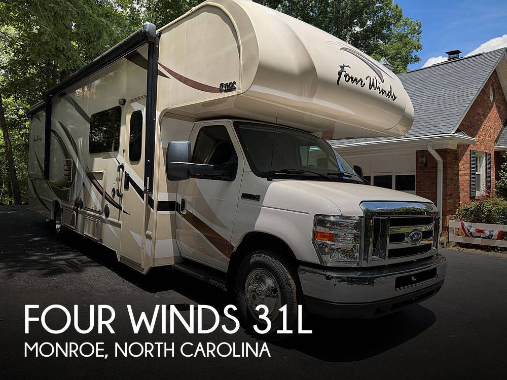 2017 Thor Motor Coach Four Winds 31L RV