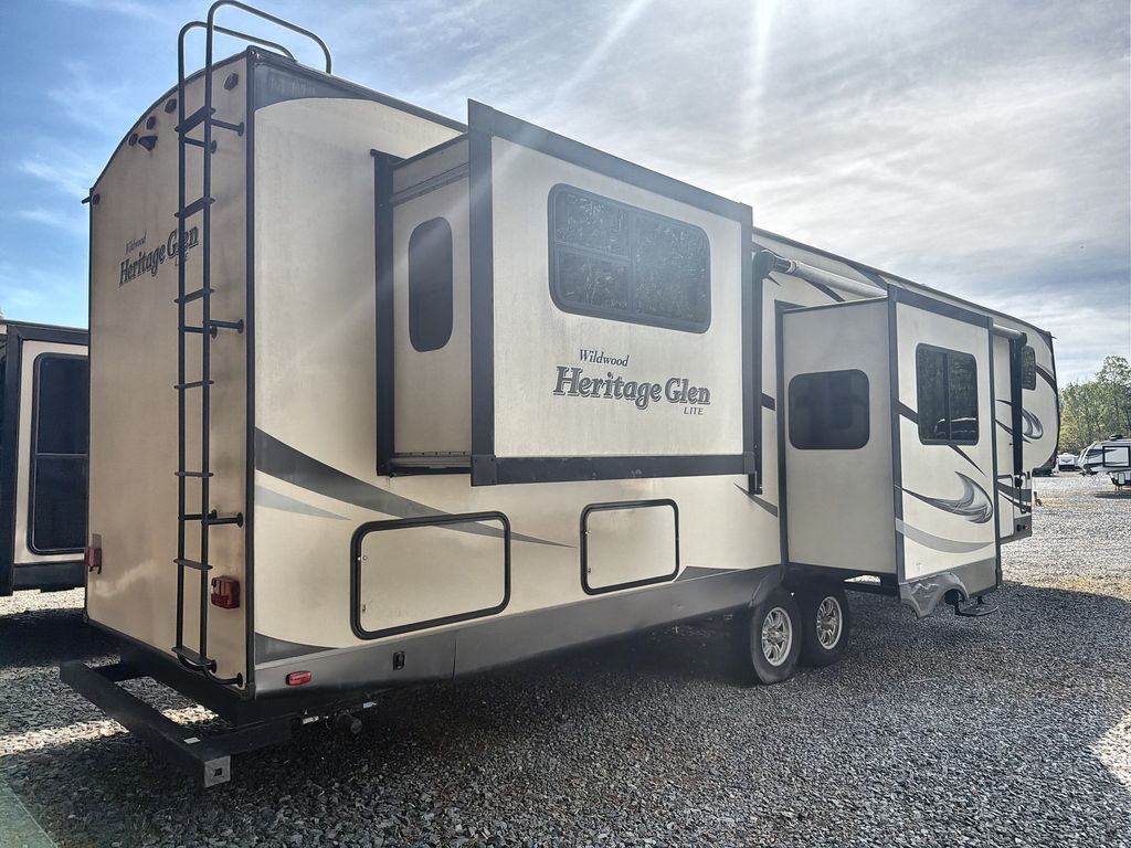 2017 Forest River WILDWOOD HERITAGE GLEN 372RD in columbia city IN