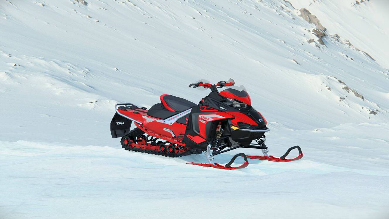 A photo of this 2022 Lynx RAVE RE 850 E-TEC Ice Ripper XT 1.5 M.S./E.S.