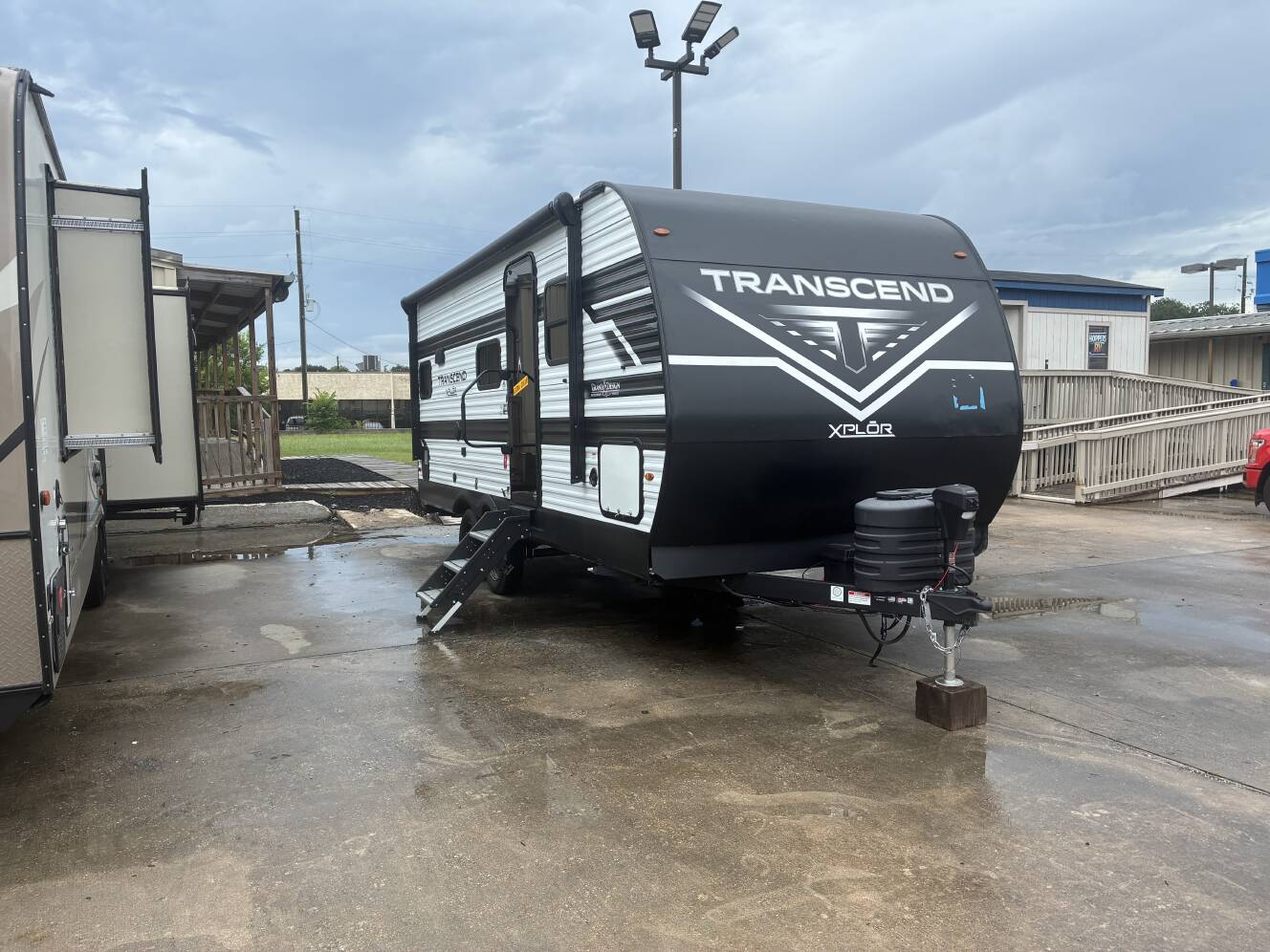 A photo of this 2025 Grand Design TRANSCEND XPLOR