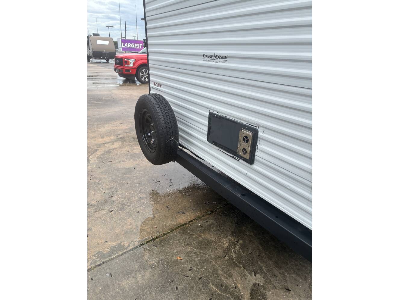A photo of this 2025 Grand Design TRANSCEND XPLOR