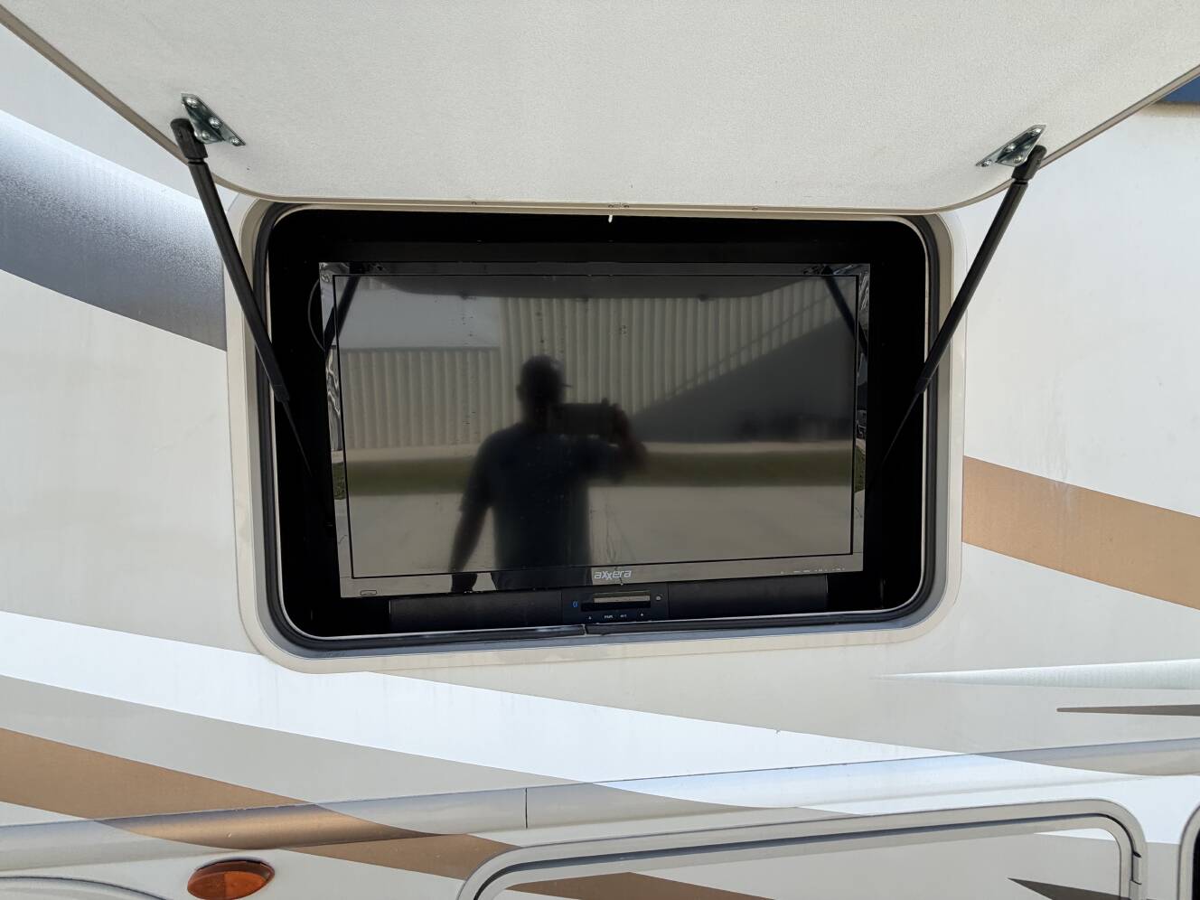 A photo of this 2019 Thor Motor Coach WINDSPORT 29M