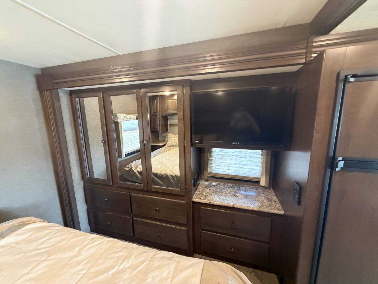 A photo of this 2019 Thor Motor Coach WINDSPORT 29M