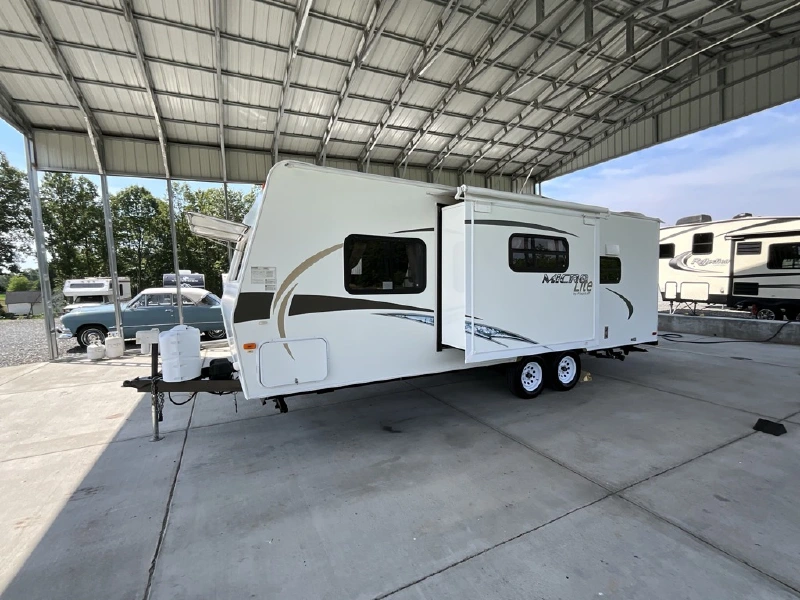 2012 FOREST RIVER FLAGSTAFF MICRO LITE 25DS