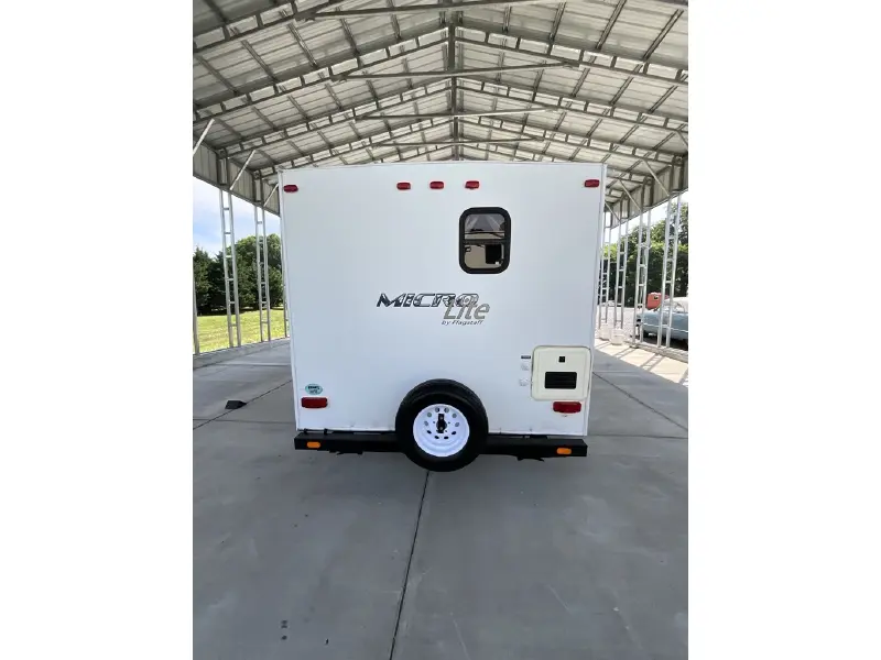 2012 FOREST RIVER FLAGSTAFF MICRO LITE 25DS