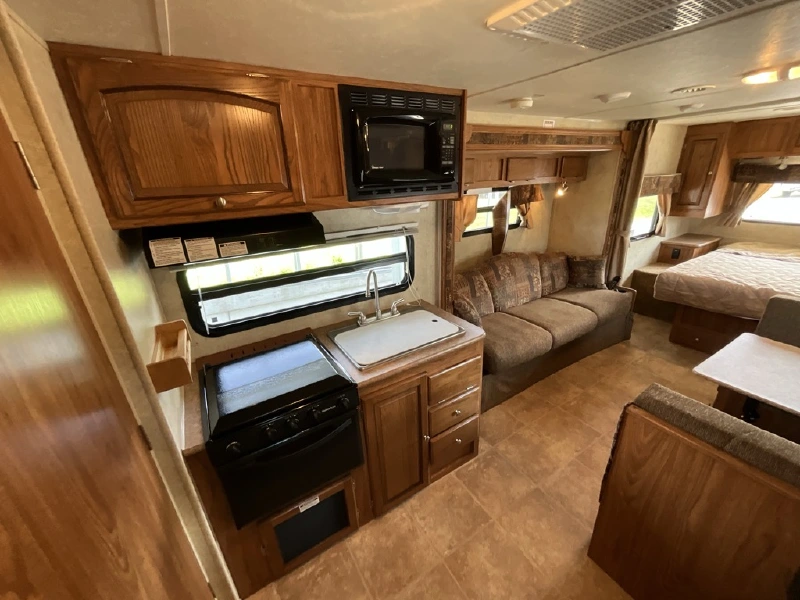 2012 FOREST RIVER FLAGSTAFF MICRO LITE 25DS