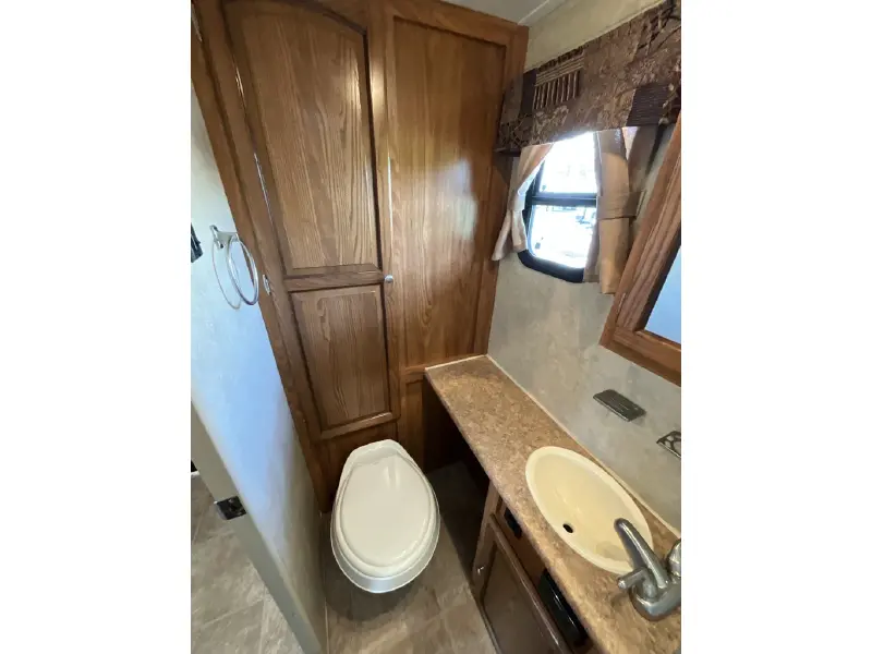 2012 FOREST RIVER FLAGSTAFF MICRO LITE 25DS