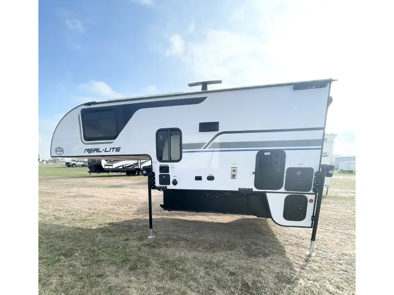 2026 PALOMINO Real Lite HS-1806