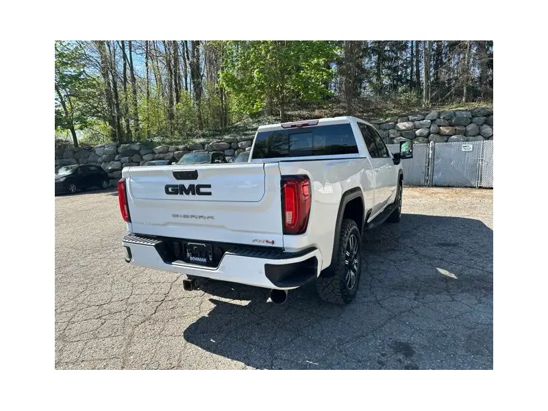 2021 GMC SIERRA