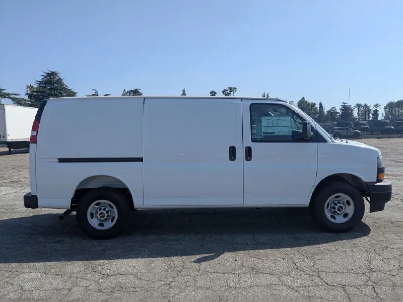 2026 GMC SAVANA G2500