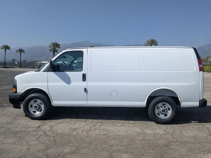 2026 GMC SAVANA G2500