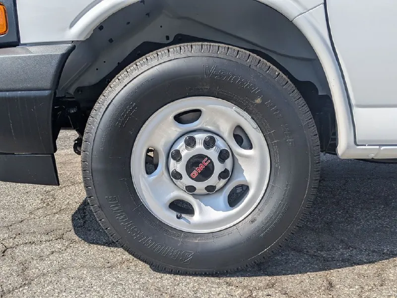 2026 GMC SAVANA G2500