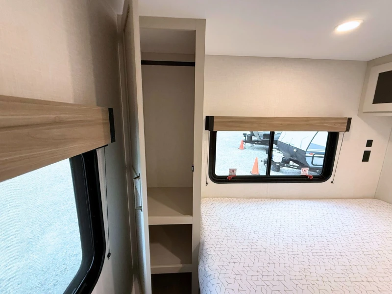 2027 KZ RV Sportsmen SE 301DBSE