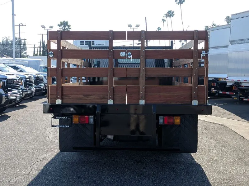 2025 ISUZU NPR
