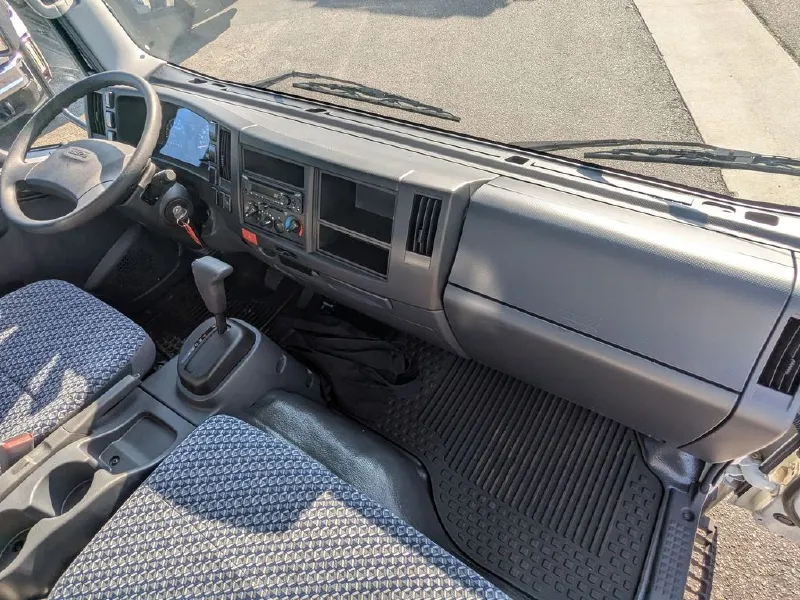 2025 ISUZU NPR
