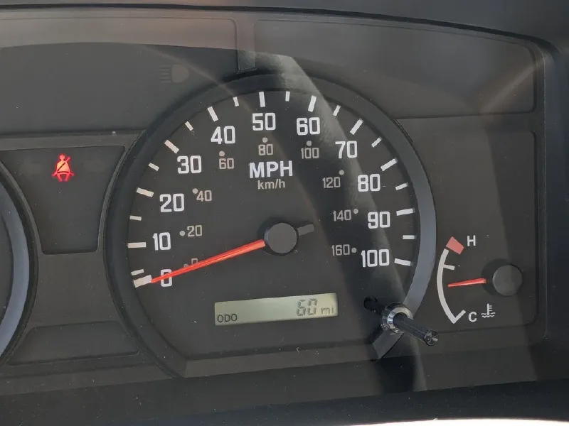 2025 ISUZU NPR