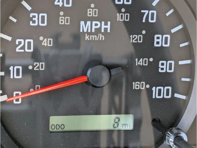 2025 ISUZU NPR