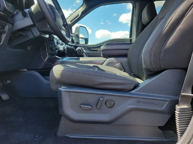 2023 FORD F150