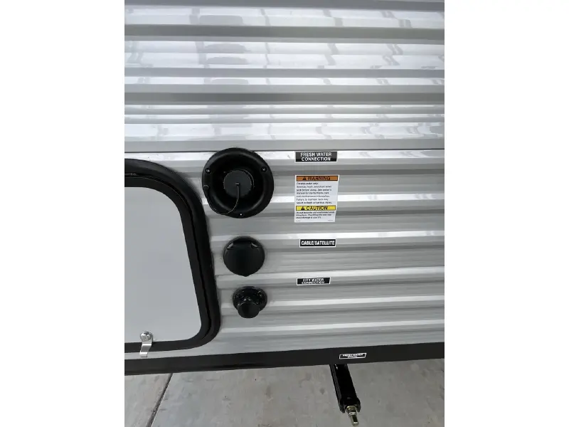 2025 EAST TO WEST SILVER LAKE 1800RB