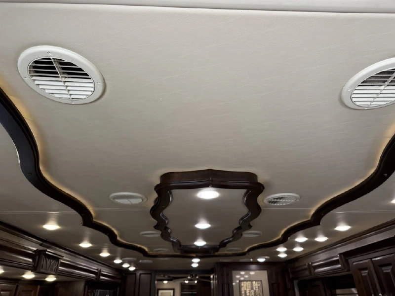 2017 TIFFIN MOTORHOMES 45OPP