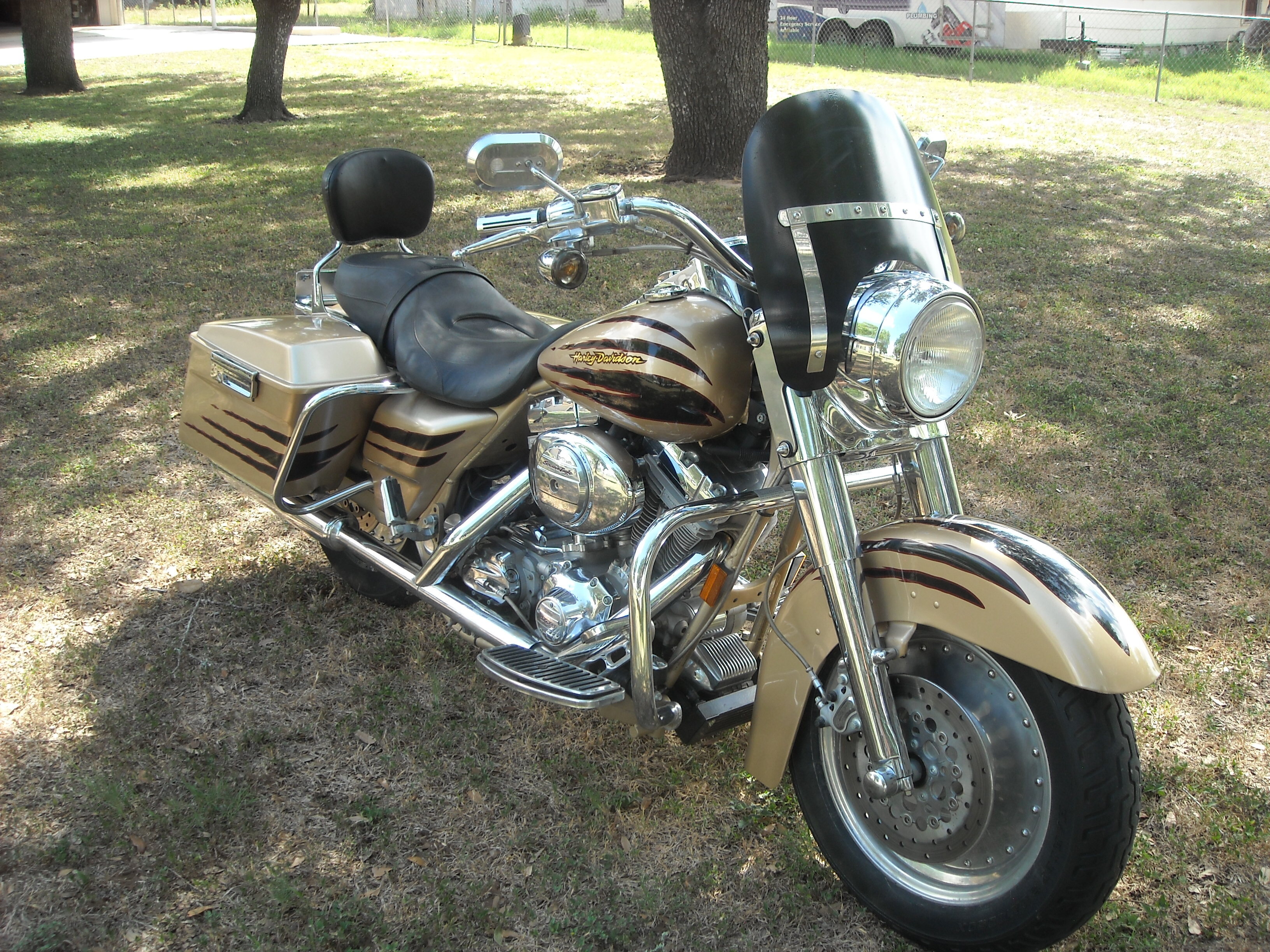 2003 Harley-Davidson ROAD KING ANNIVERSARY EDITION in san antonio TX
