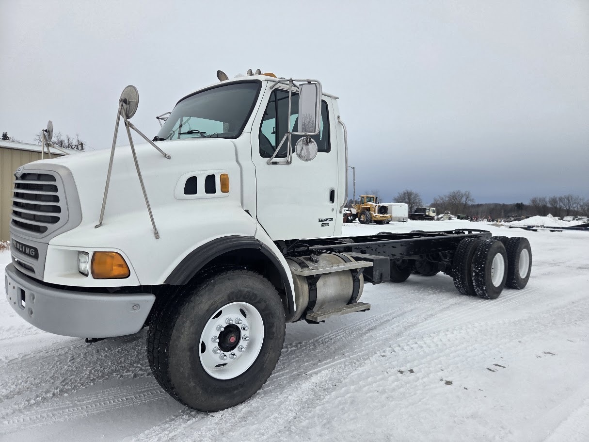 2008 STERLING L9500 in Bonduel, WI