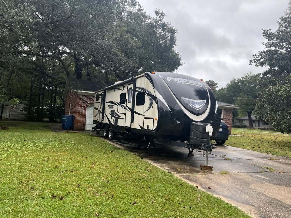 2016 Keystone PREMIER 31BKPR RV