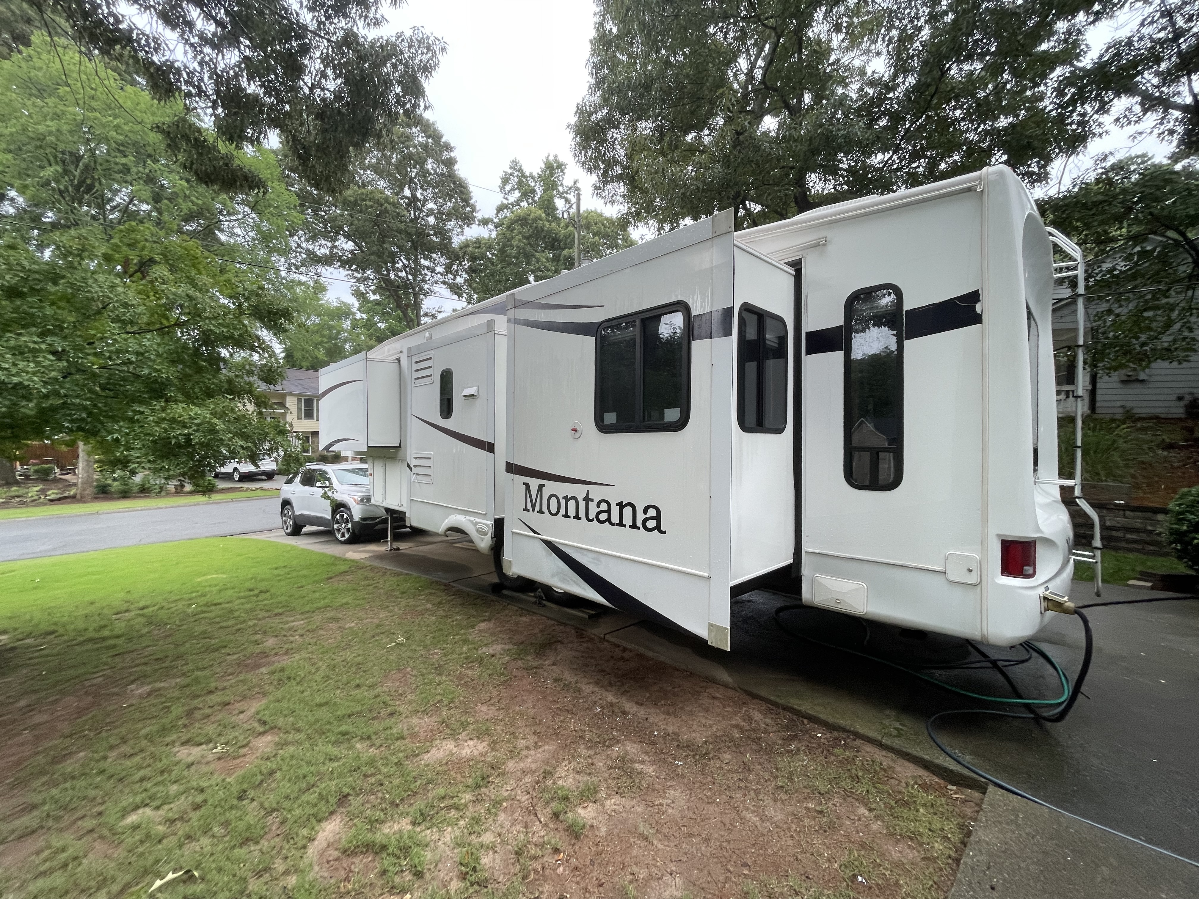 2008 Keystone MONTANA 3400RL RV