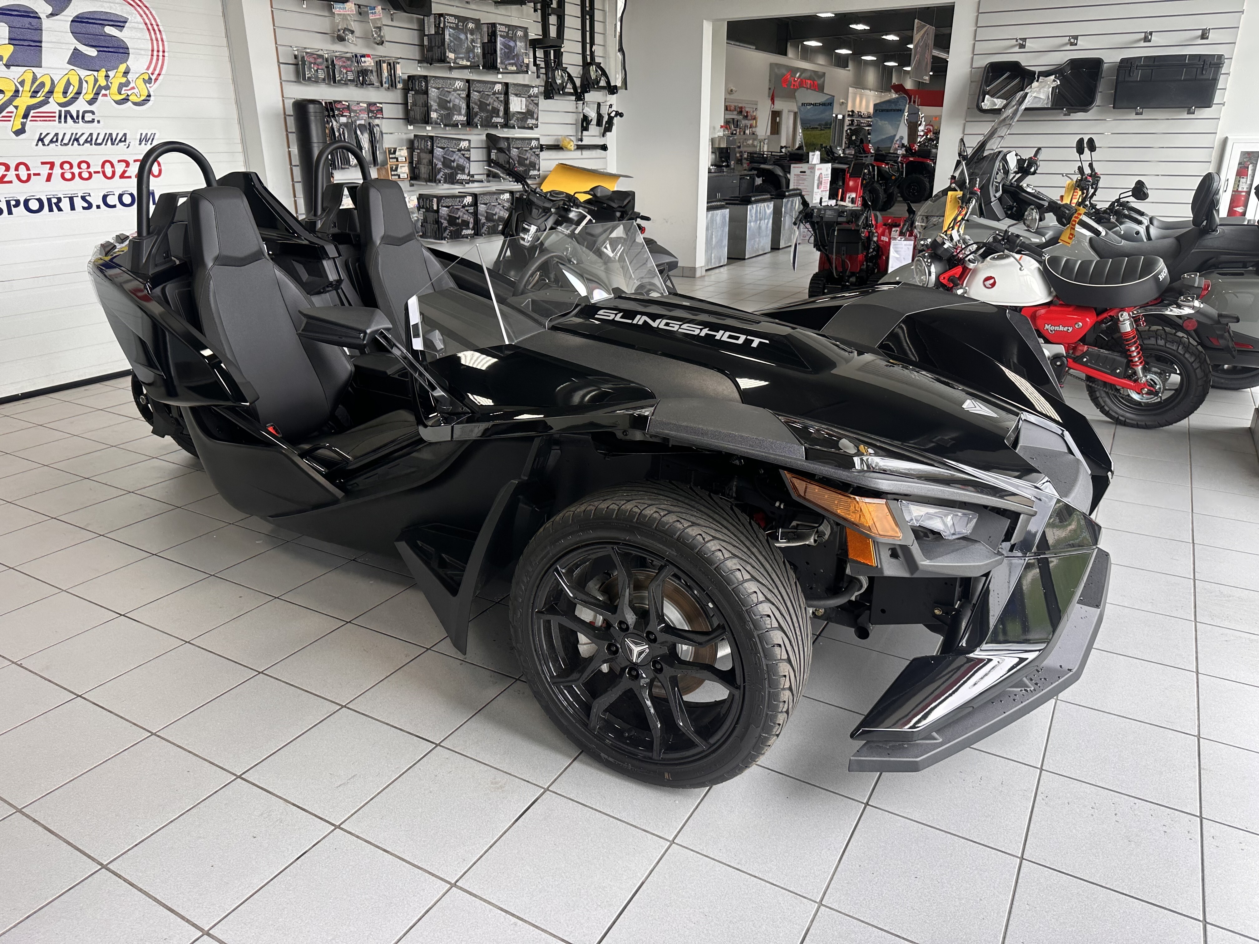 2023 Slingshot Slingshot S w/ Technology Package 1 - AutoDrive S in Kaukauna, WI