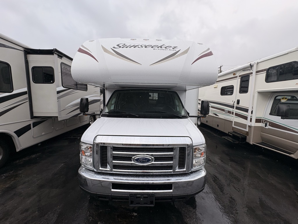 2017 Forest River SUNSEEKER 3050S in salem OR